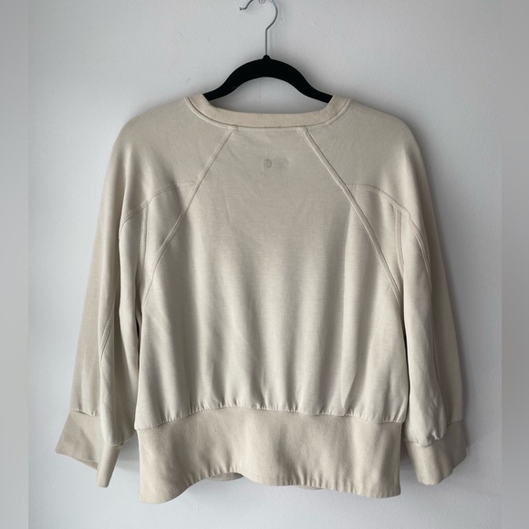 Lululemon Sweatshirt - Picture 2 of 4